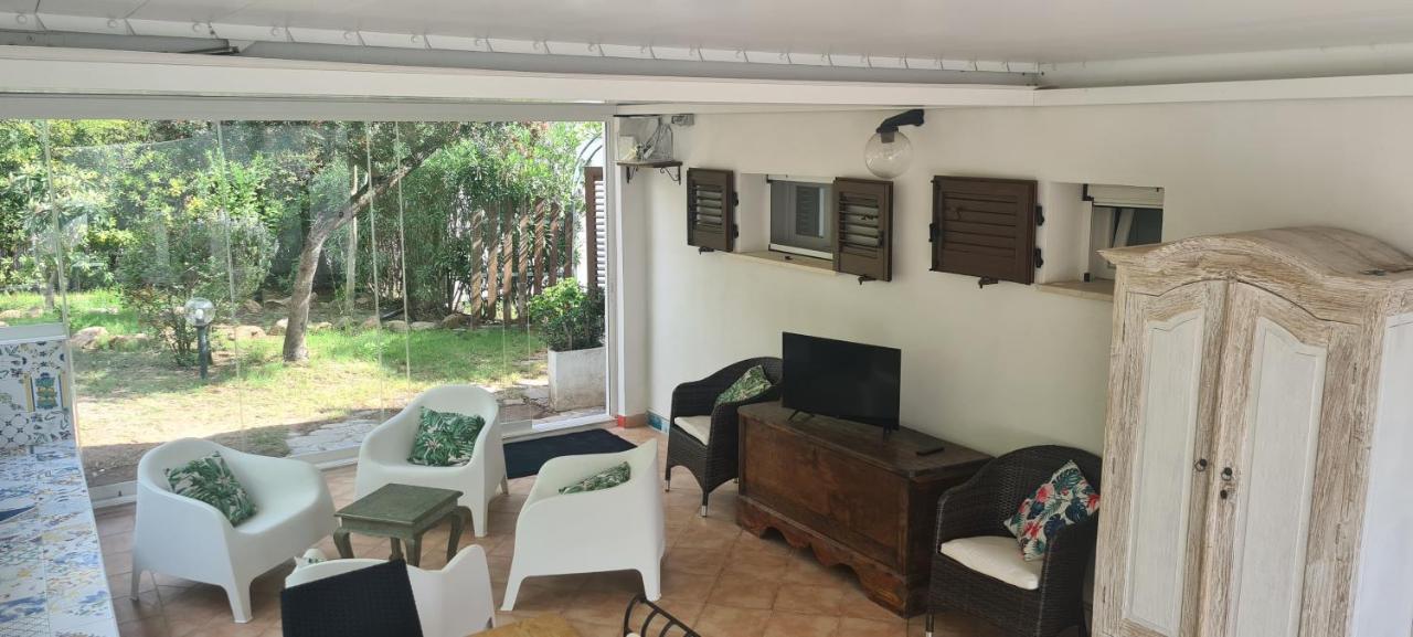 Jungle House - Pineta Is Morus Villa Santa Margherita di Pula Buitenkant foto