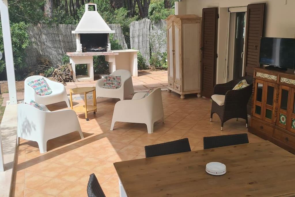 Jungle House - Pineta Is Morus Villa Santa Margherita di Pula Buitenkant foto